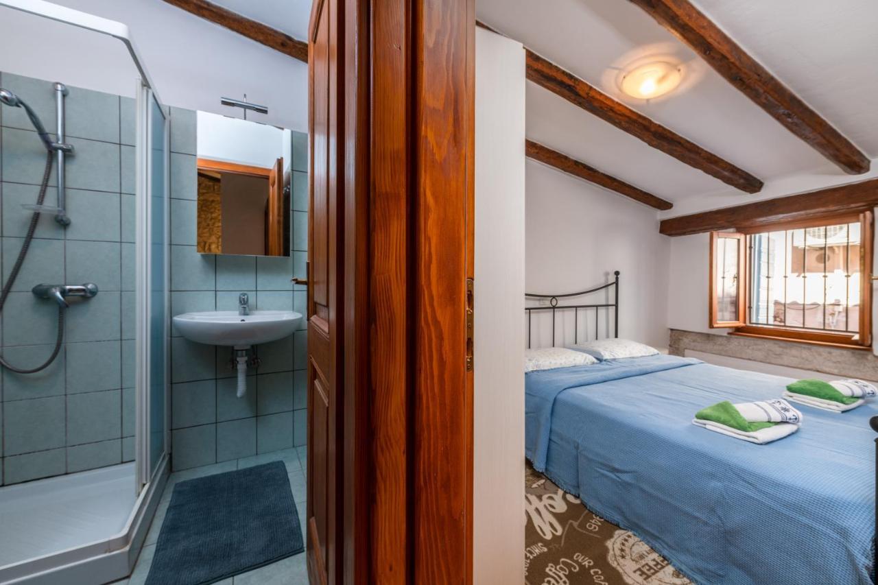 Apartment Blue Bay Free Parking Ровинь Экстерьер фото
